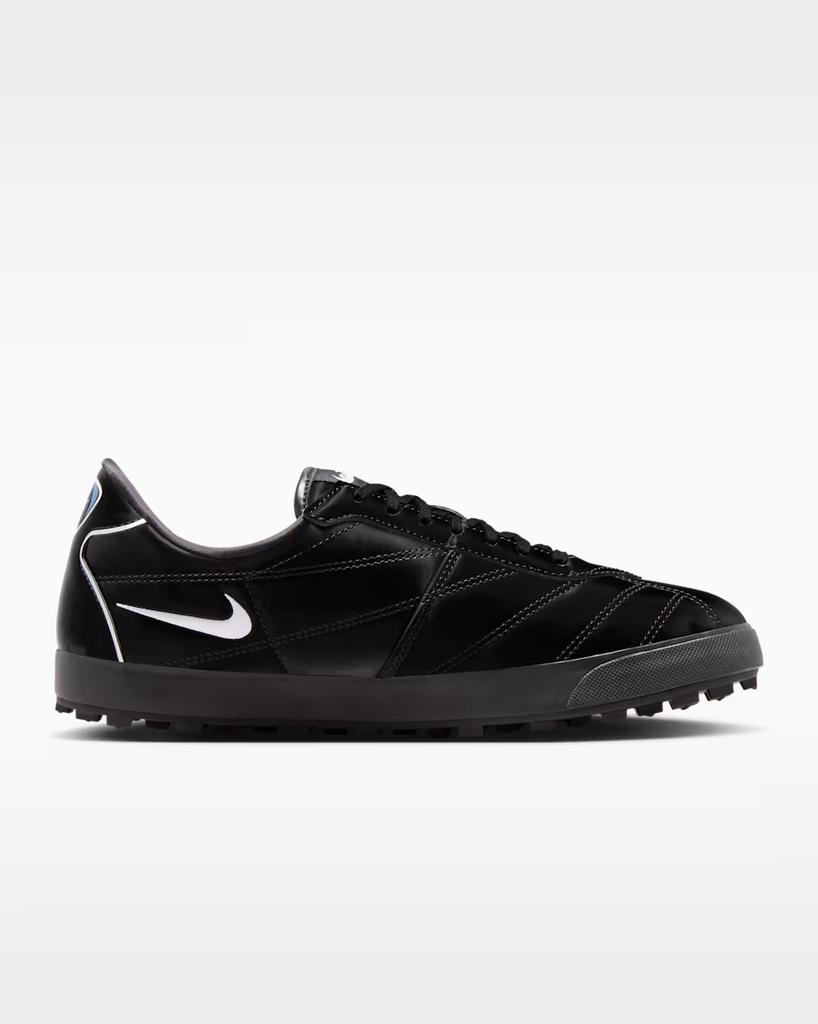 IR5902-010 Nike Astro Grabber "Black"