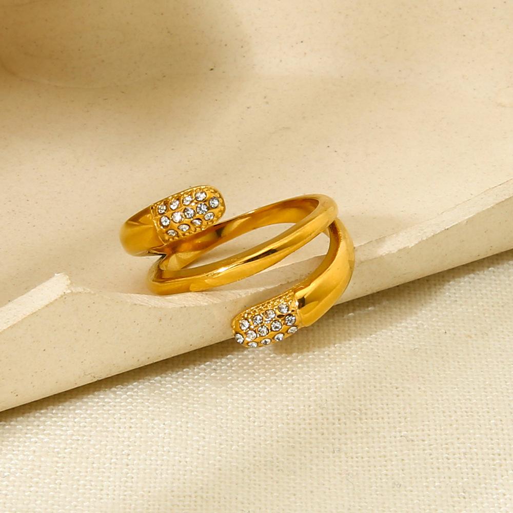 European and American light luxury inlaid rhinestone three-layer cross-wound ring does not fade stainless steel 18k gold waterproof jewelry