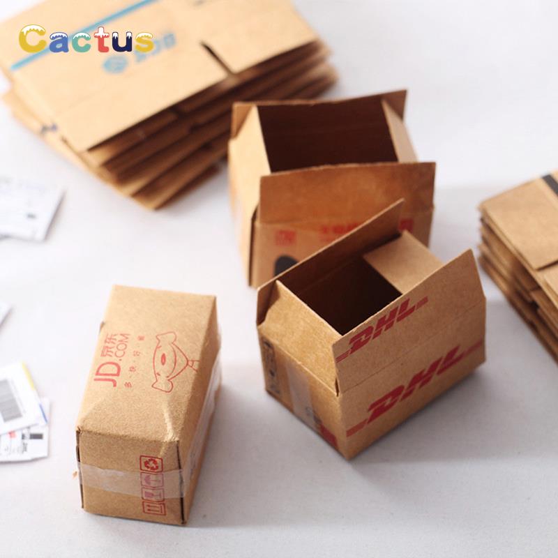 5 Pz/1 Set Mini Scatola di Cartone Express 1:12 Casa delle Bambole Miniatura Scatola Express Decorazione Giocattolo Casa delle Bambole Decorazione Accessori Arredamento