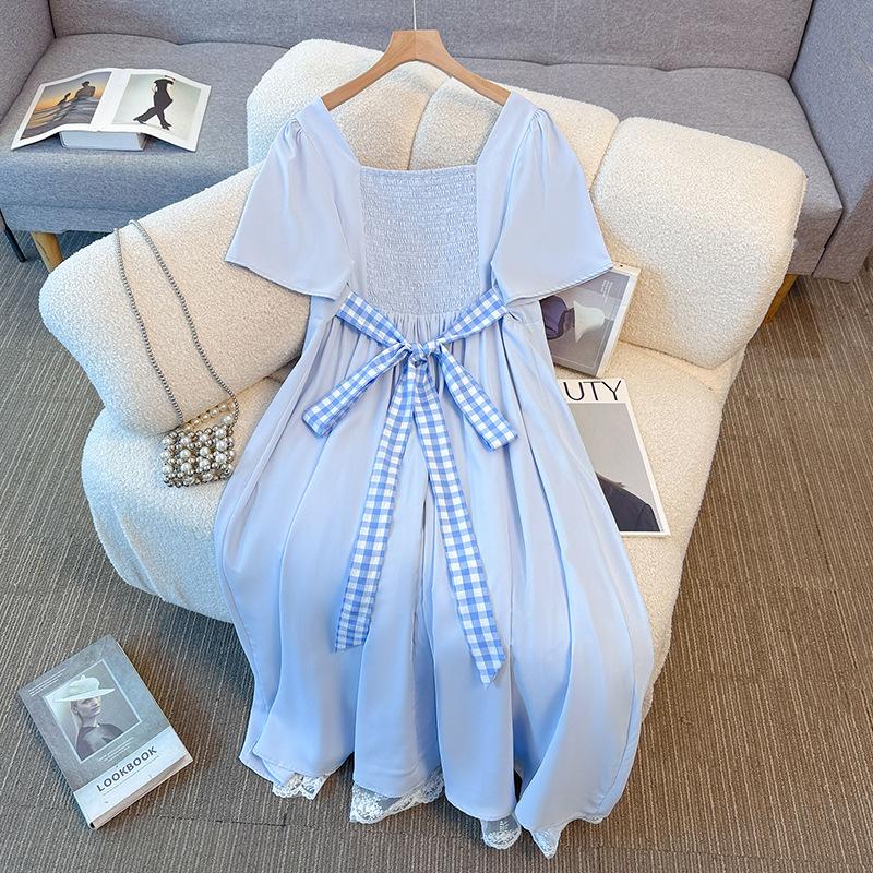 A New Summer Style Plus-size Women's Dress with A French Style, A Cinched Waist Design and A Square Neck
