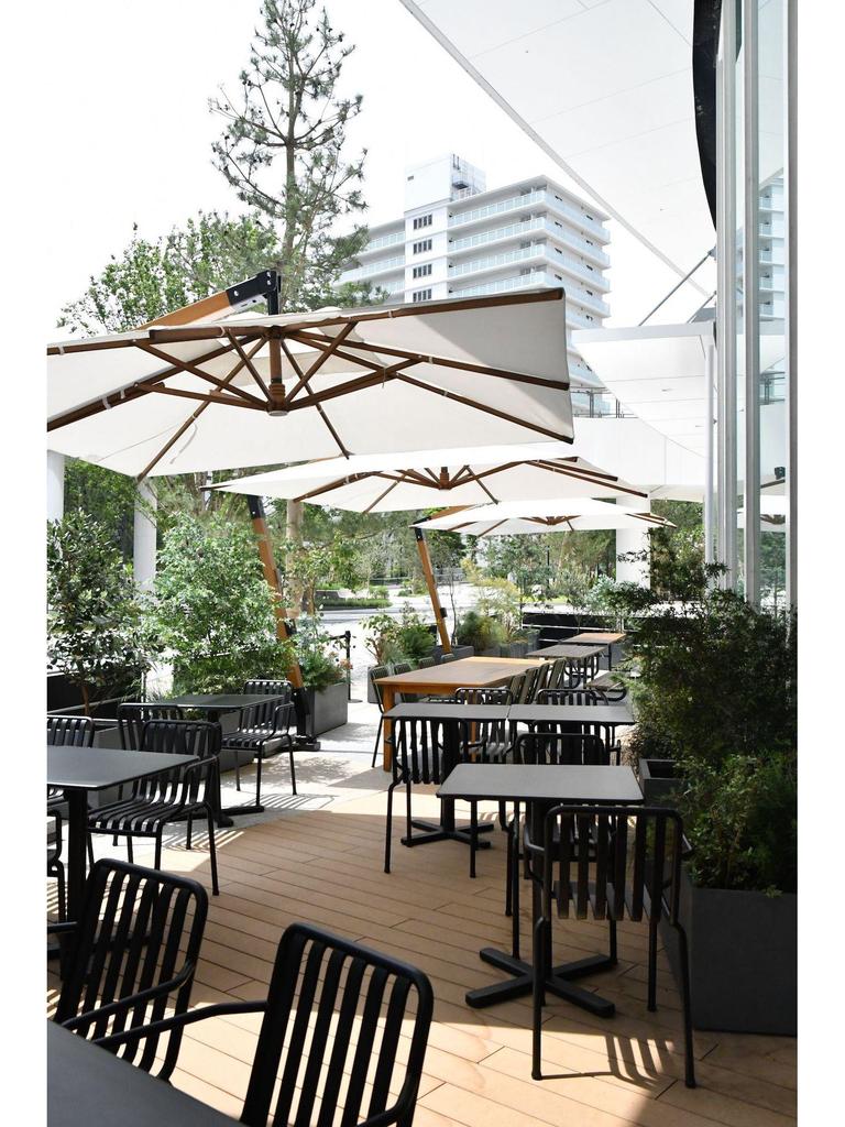 Nordic Wrought Iron Outdoor Table and Chair Set for Balcony, Garden, and Café