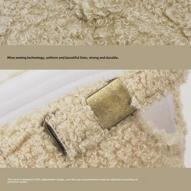 Vyšívaná baseballová čepice z teddy sametu s logem R a diamantovými akcenty