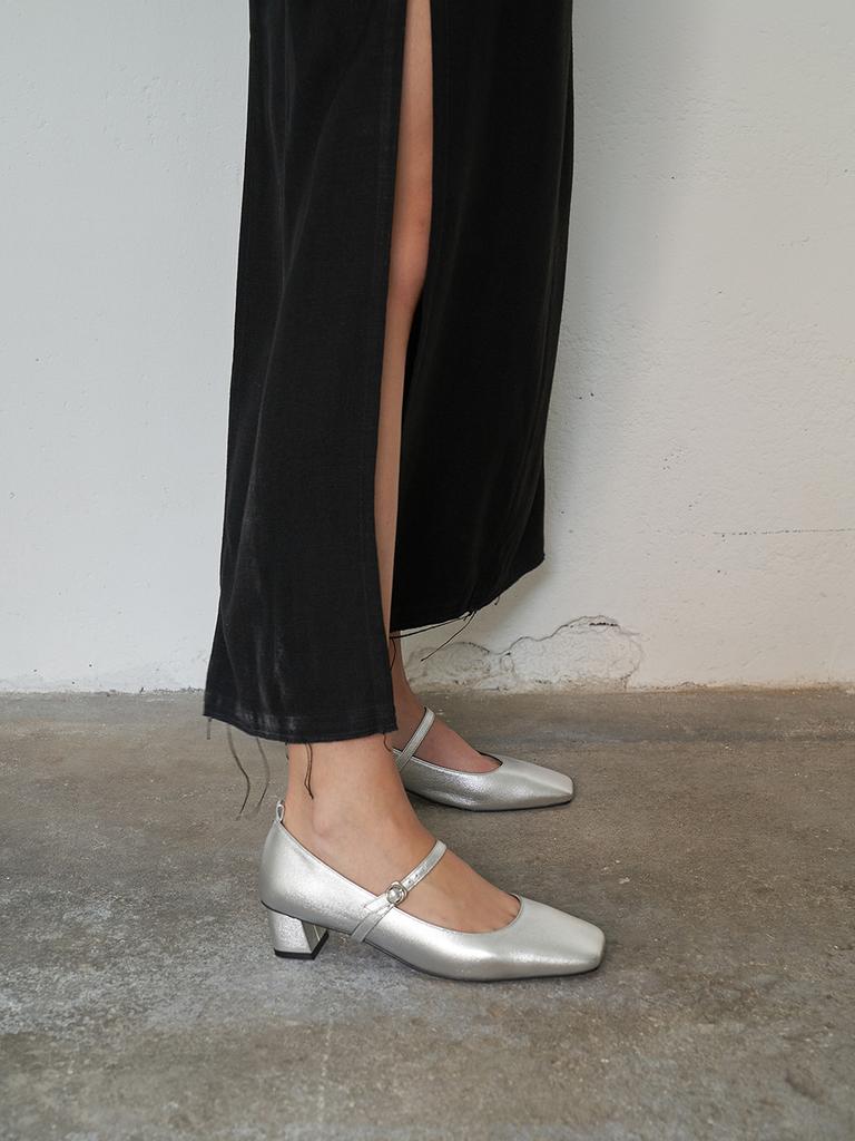 Blanc Sur Blanc Julia Two-Way Pumps Silver