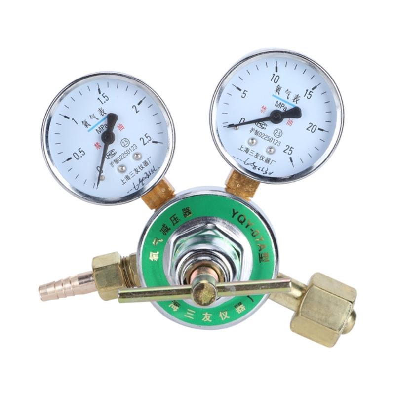 Copper Pressure Regulator Pressure Reducer with Gauge Copper Oxygen Reducing Valves Copper Oxygen Valves Copper Texture