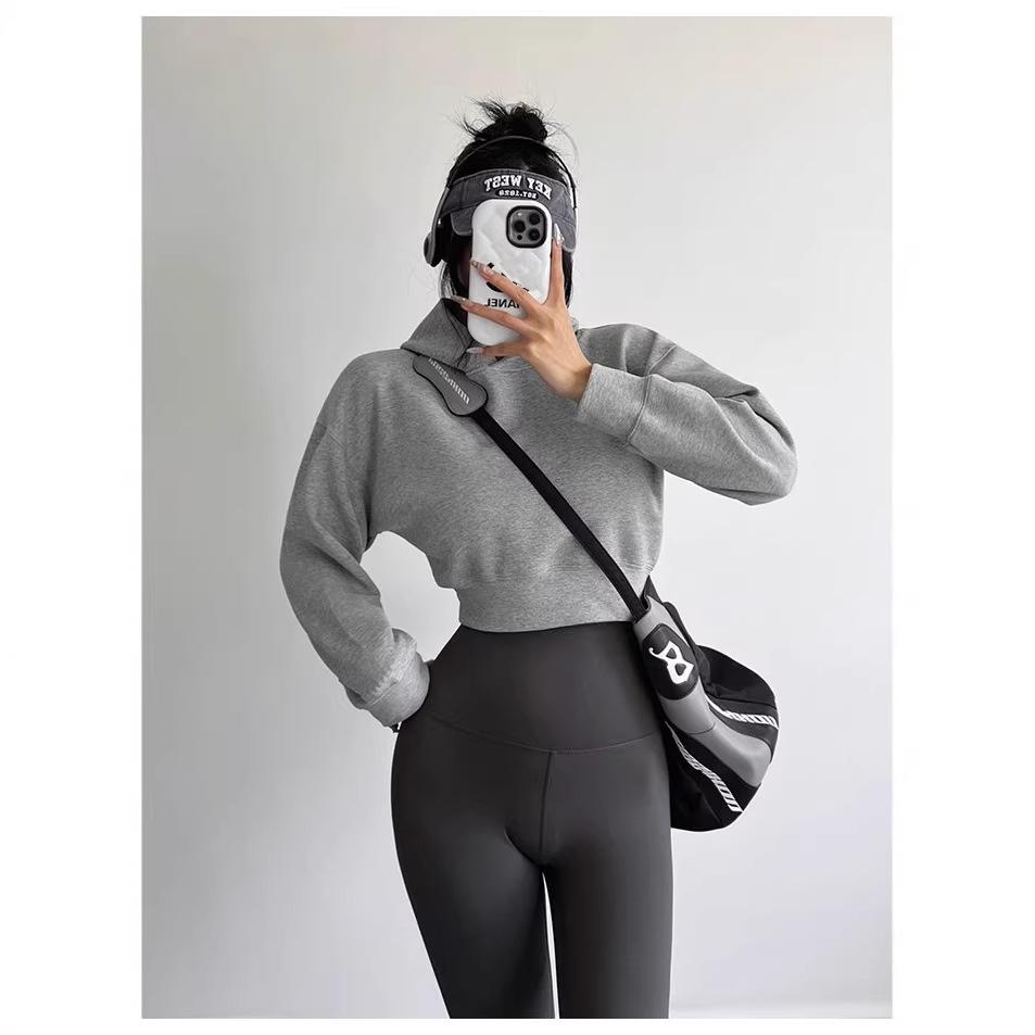 2025 Stylish American Winter Hooded Sweatshirt: Versatile, Loose Fit, High-Waisted, Trendy Top