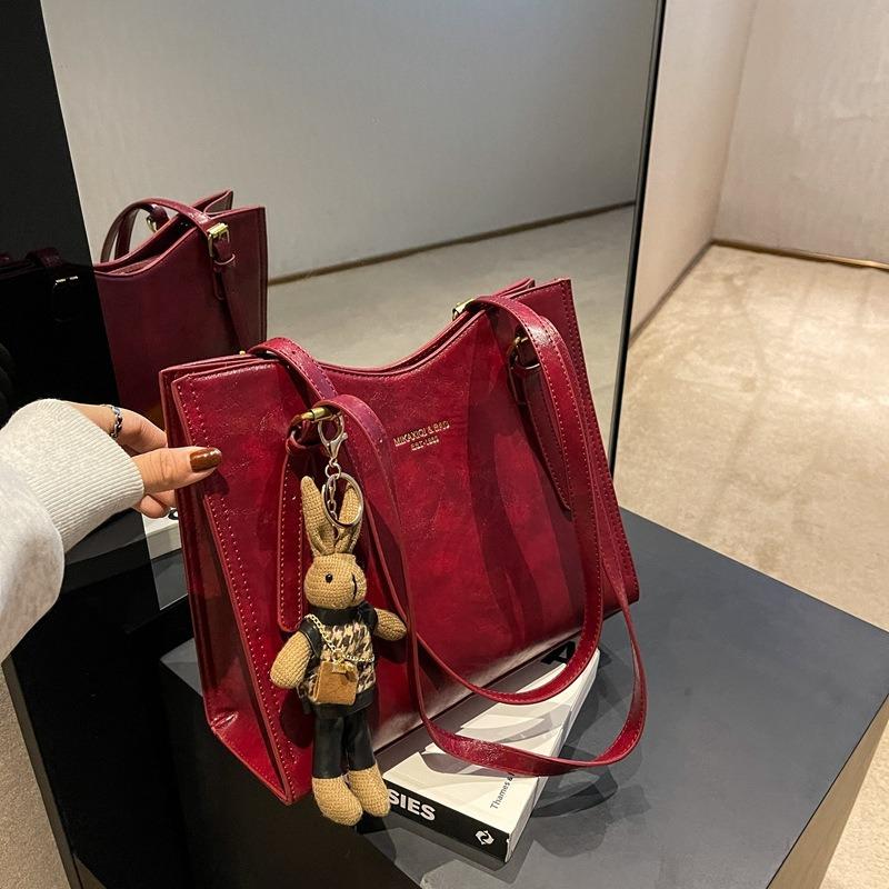 Large-capacity bag women's autumn and winter new retro versatile simple shoulder bag tote bag