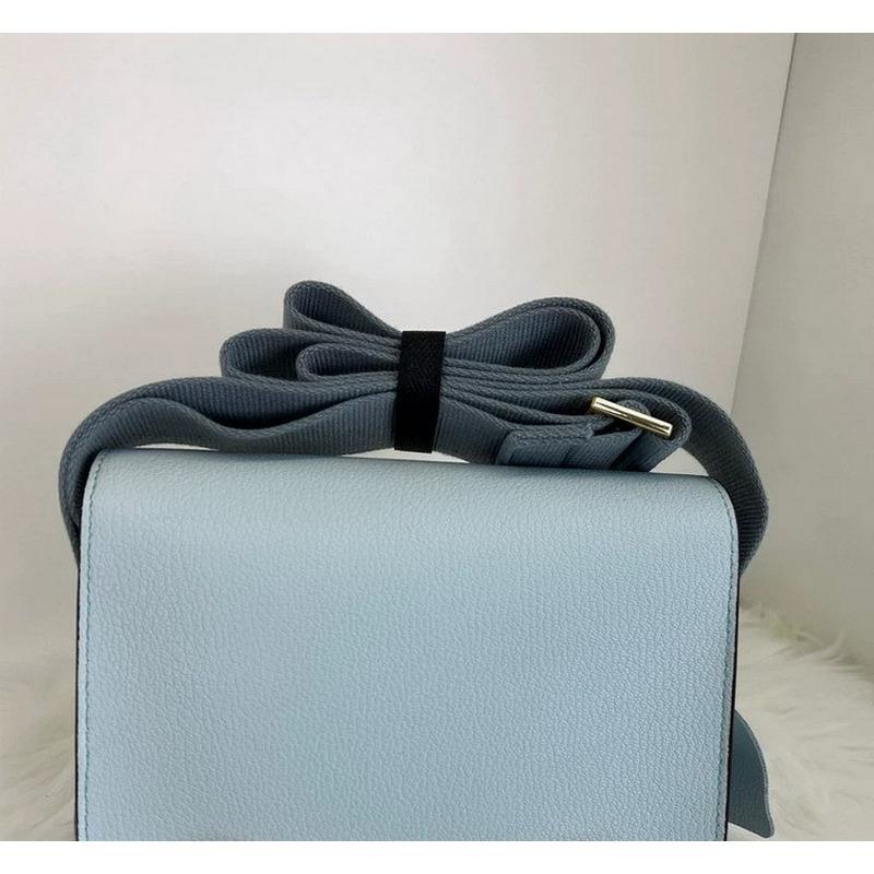 2025 New Leather Women's Bag Goat Pattern Leather Men's and Women's Same Clogs Wide Shoulder Strap Epoxy Leather Color Buckle Cross-border Wholesale