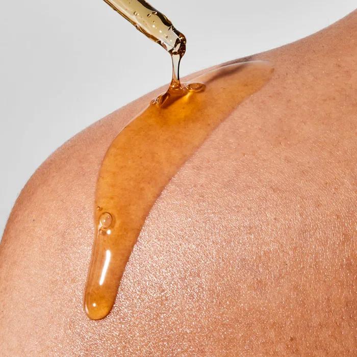 Large capacity blemish ampoule