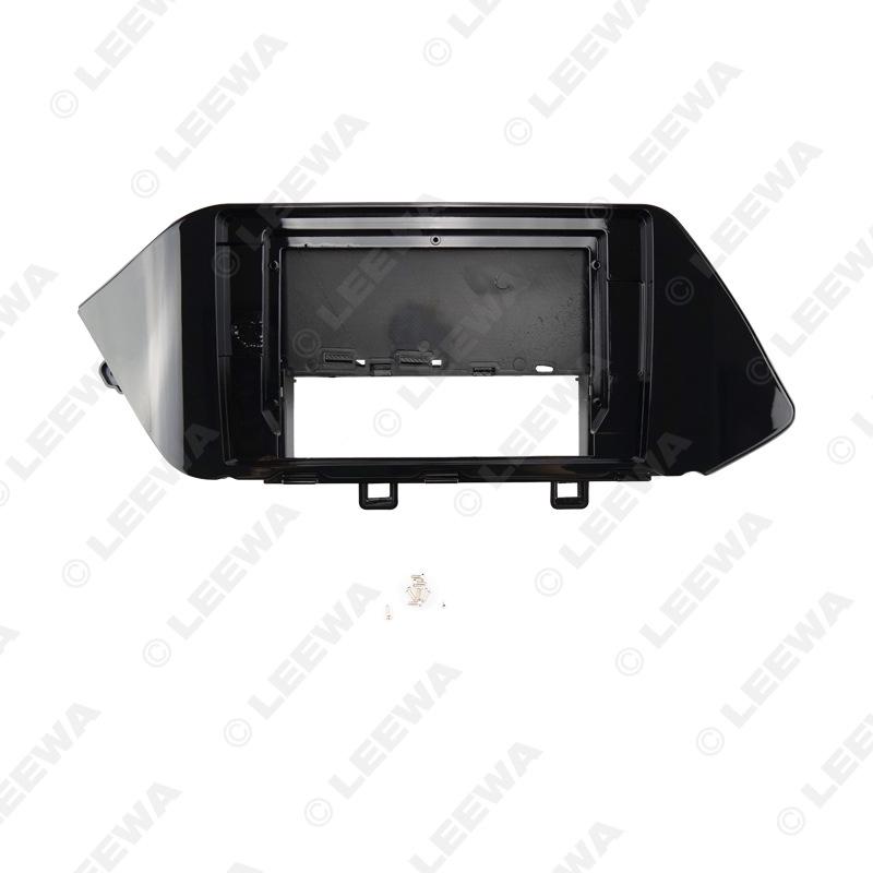 

2020 Hyundai Sonata Android 10.1 Навигационная и Аудио рамка для левостороннего расположения руля LEEWA