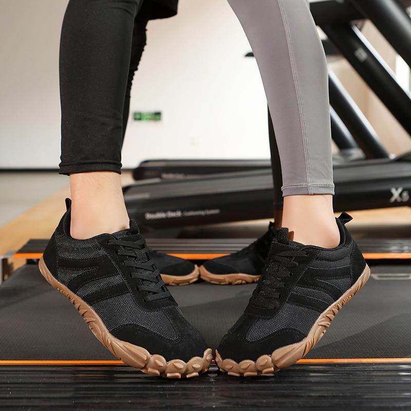 Breathable Mesh Hiking Shoes Unisex Soft Sole Non-slip Casual Sneakers Lightweight Outdoor Footwear Trekking Camping Size 36-47