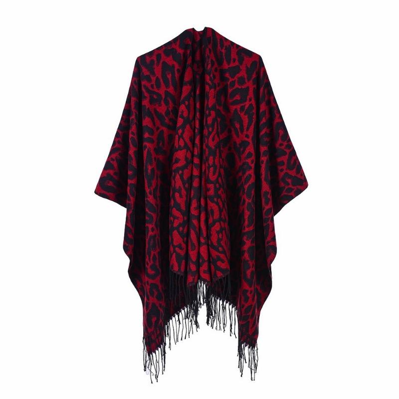 Street women's scarves are versatile in autumn and winter, air-conditioned rooms are warm and dual-purpose, monochrome fringed shawl cape