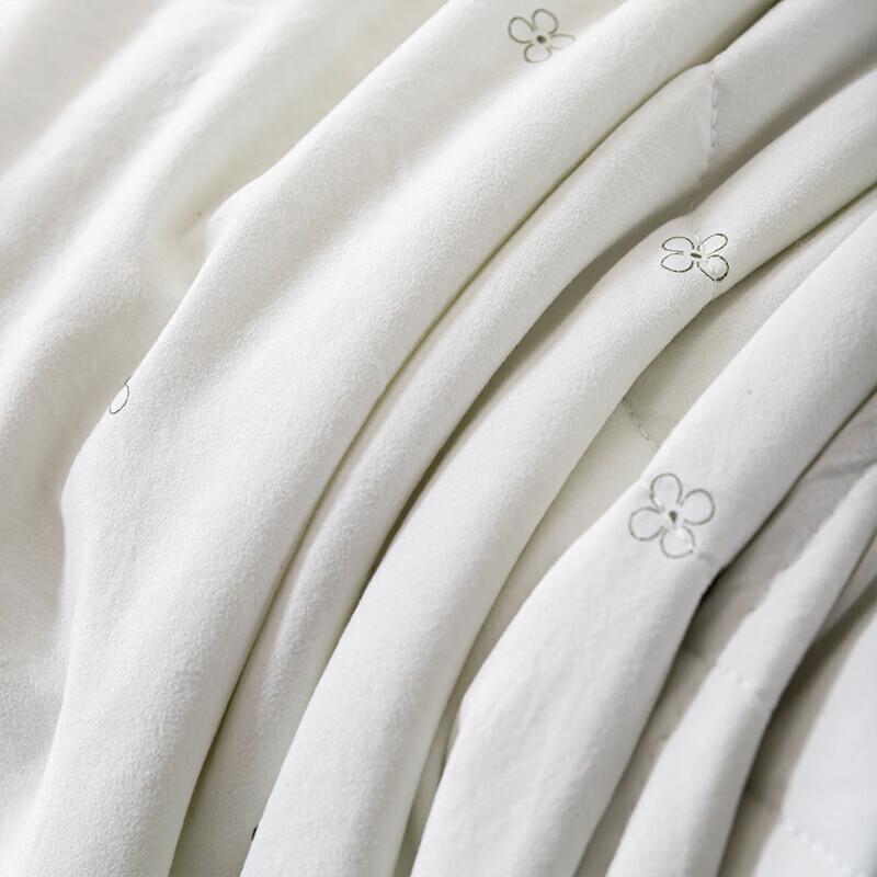 Grace Soft Breathable Summer Quilt