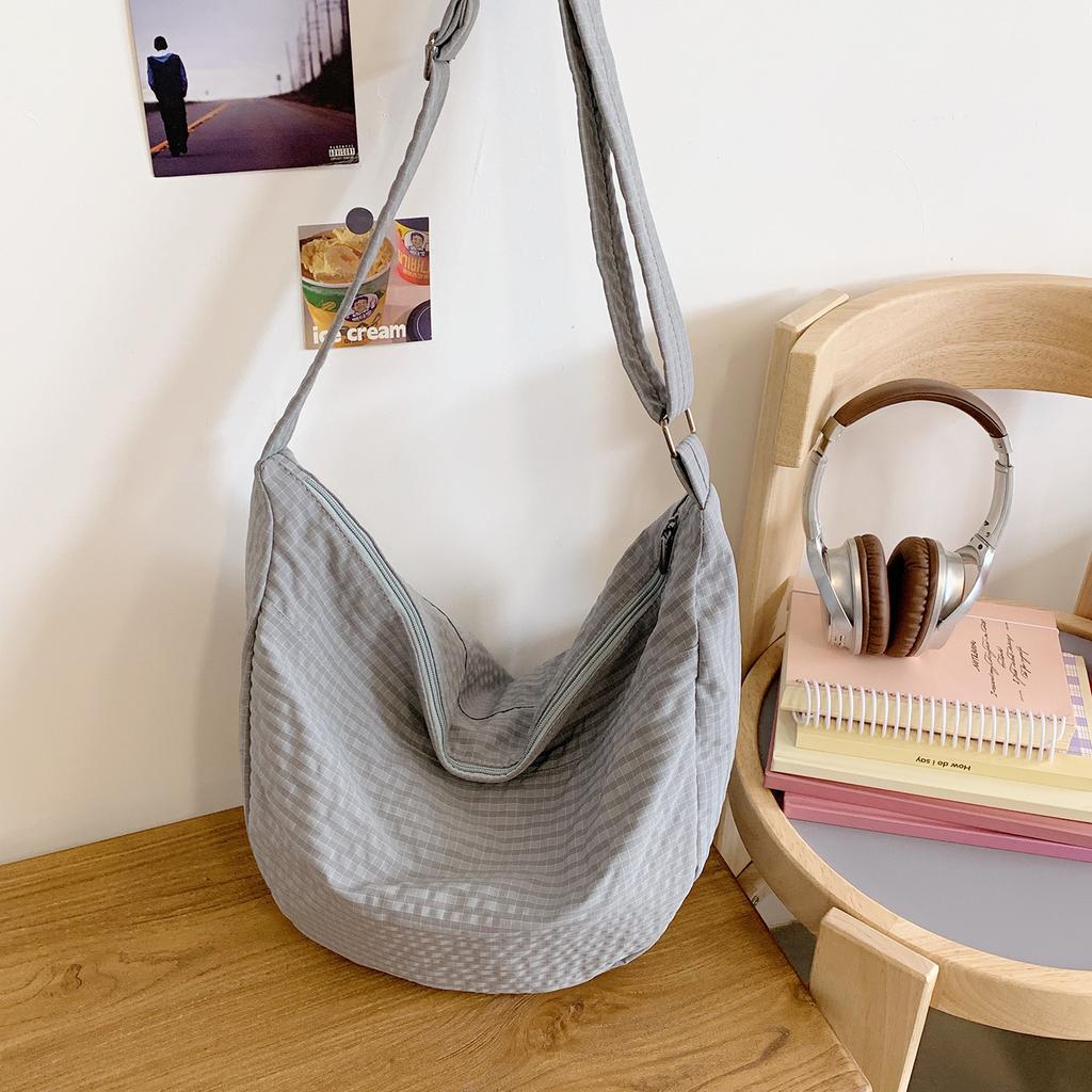 New high-end niche trendy nylon bag plaid fashion casual large-capacity shoulder crossbody dumpling bag