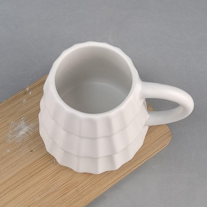 Creative Embossed Christmas Tree Ceramic Mug, Personalized High-value Coffee Cup, Christmas Gift