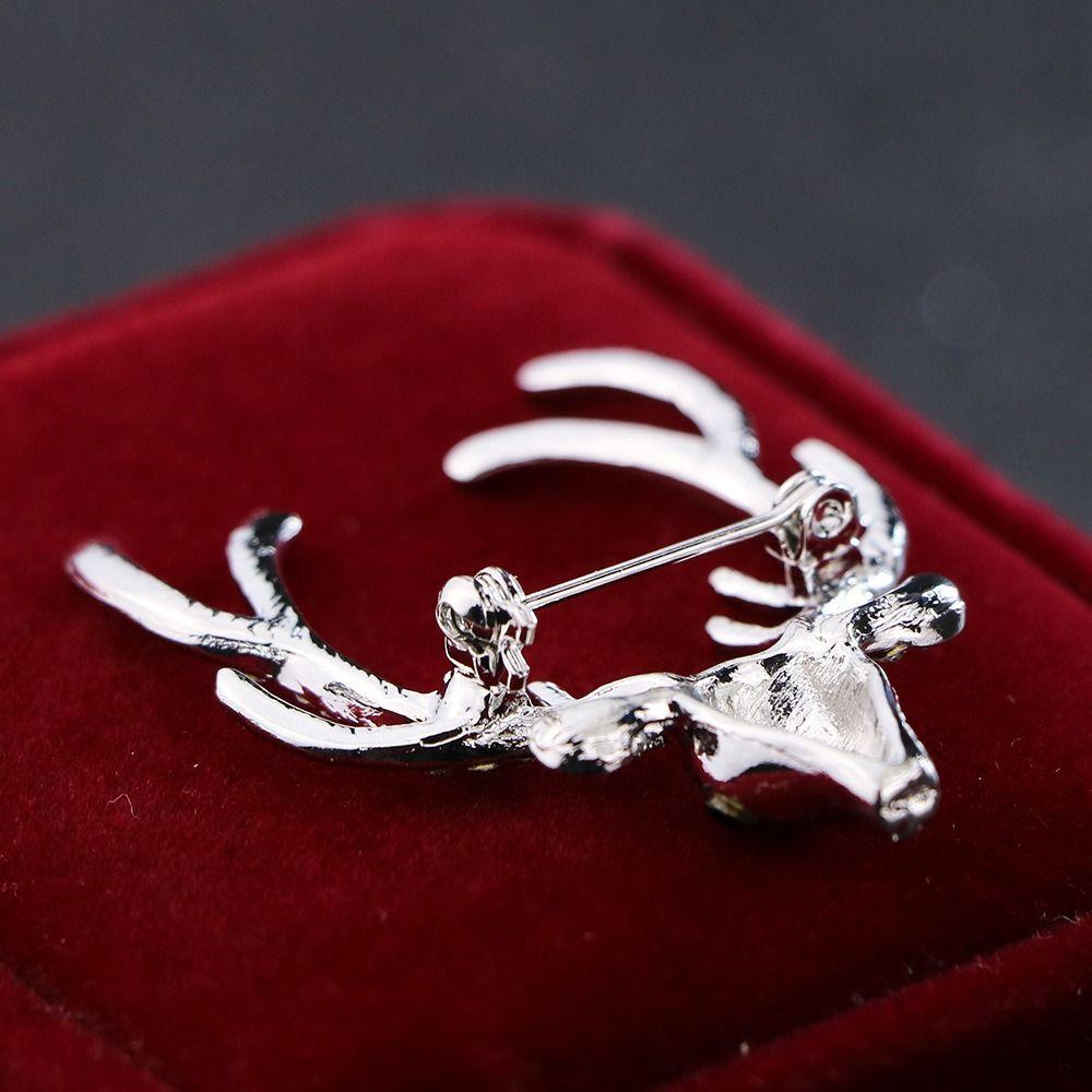 Zinc Zinc Alloy Elk Head Brooch Rhinestone Deer Metal Brooch Kawaii Christmas Badge  Women