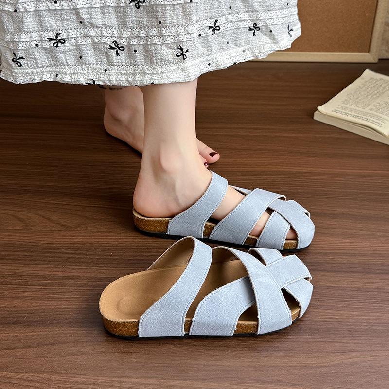 Vintage niche cross with bag head and half slippers, women's summer wear a pedal, hollowed out imitation leather, ugly and cute