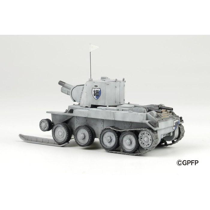 Platz Girls und Panzer Final Chapter BT-42 Assault Gun, Continuation High School, Snowy Battle Ski Equipped, 1/72 Scale Plastic Model,