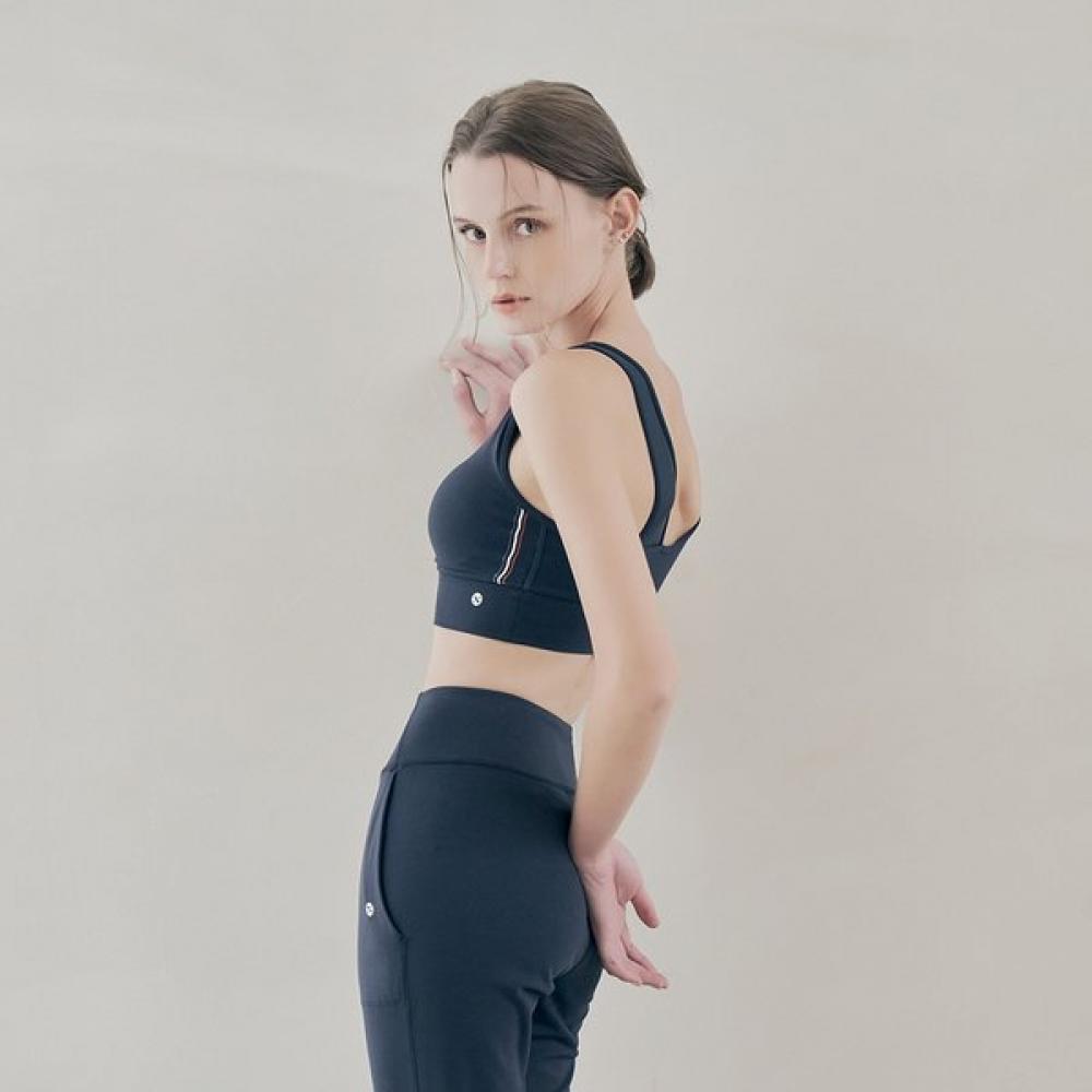 Huit Asymmetric Mesh Crop Bra Top Htwtb2j06t