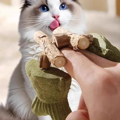 Natural Cat Chew Toy Fishbone Shape Catnip Silvervine Chew Stick Dental Care Teeth Cleaning Stick for Cats Interactive Play Oral Health
