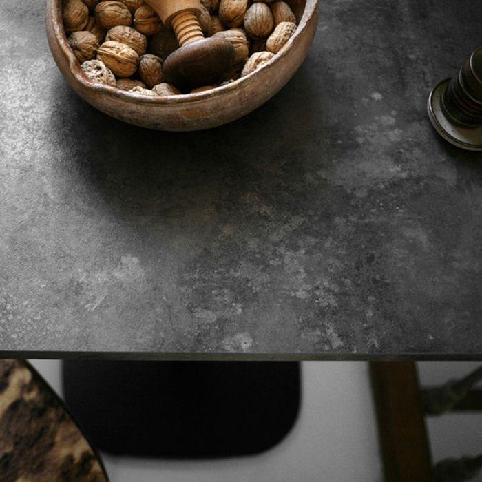 Table 90 x 90 cm - modèle Bazila pierre métallisée