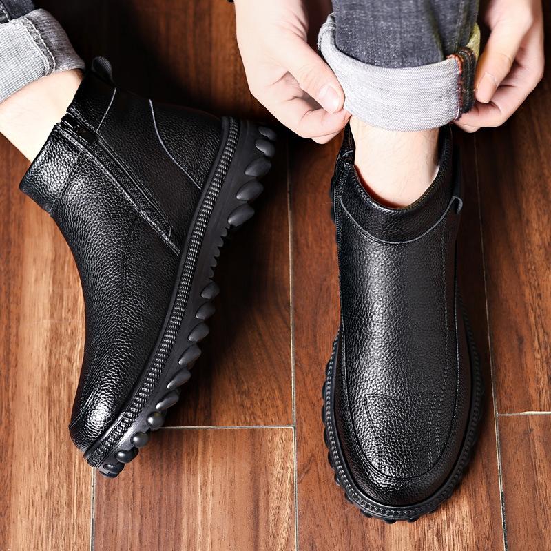 2025 Winter New Men's Cotton Shoes Thickened Anti slip High top Shoes Fashionable Leather Thick soled Cotton Shoes