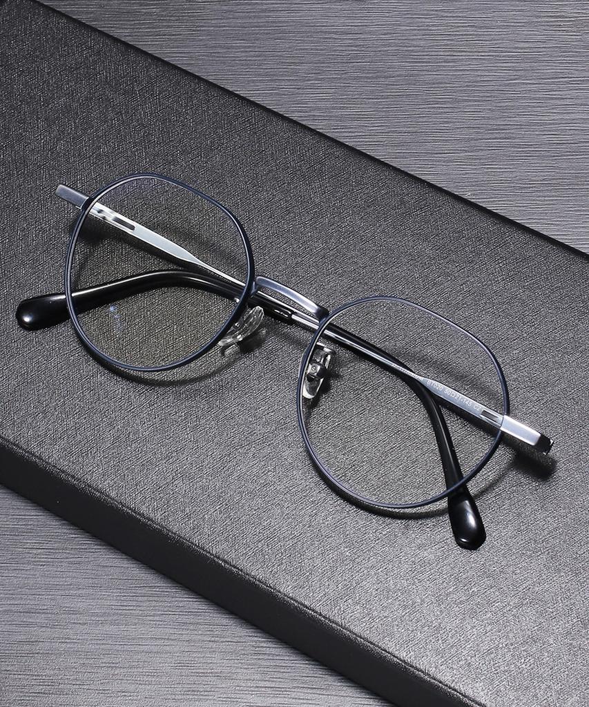 Lingkeonpeuleim Bt020 Titanium Eyeglass Frame Silver
