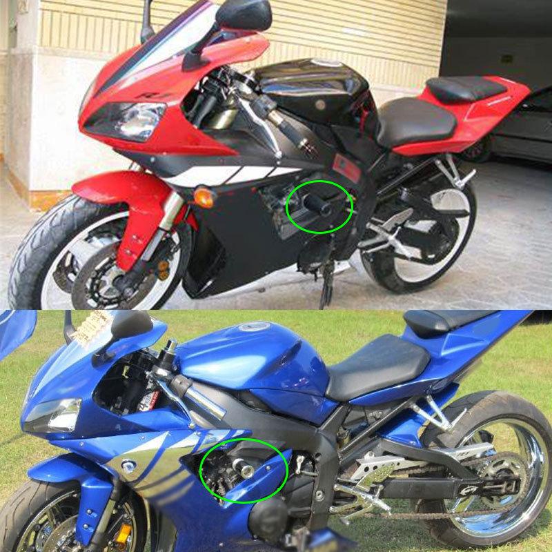 %100 Yepyeni Motosiklet Parçaları Karbon Kesilmeden Şasi Kaydırıcıları Çarpma Düşme Koruması Yamaha YZFR1 YZF-R1 YZF R1 2002 2003 İçin