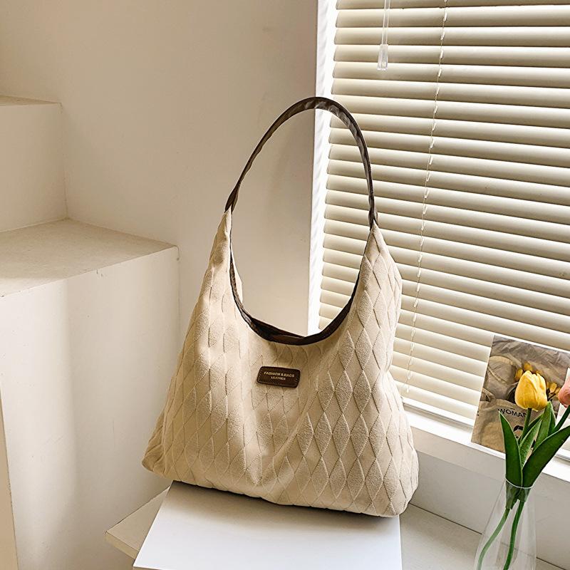 

Bag Women s 2025 Spring and Summer New Trendy Canvas Rhombus Shoulder Tote Bag Simple Large Capacity Commuter Bag Underarm Bag