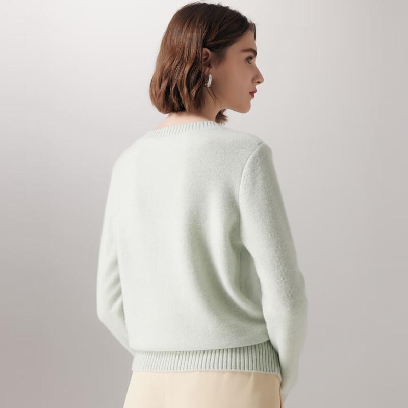 Women's Round Neck Cashmere Cable Knit Sweater