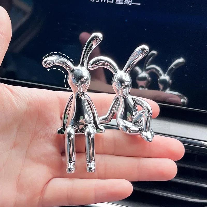 Car Ornaments Auto Center Console Pendant Rabbit Eco-friendly Plastic Cartoon Animal Rabbit Decorative Car Interior Decoration