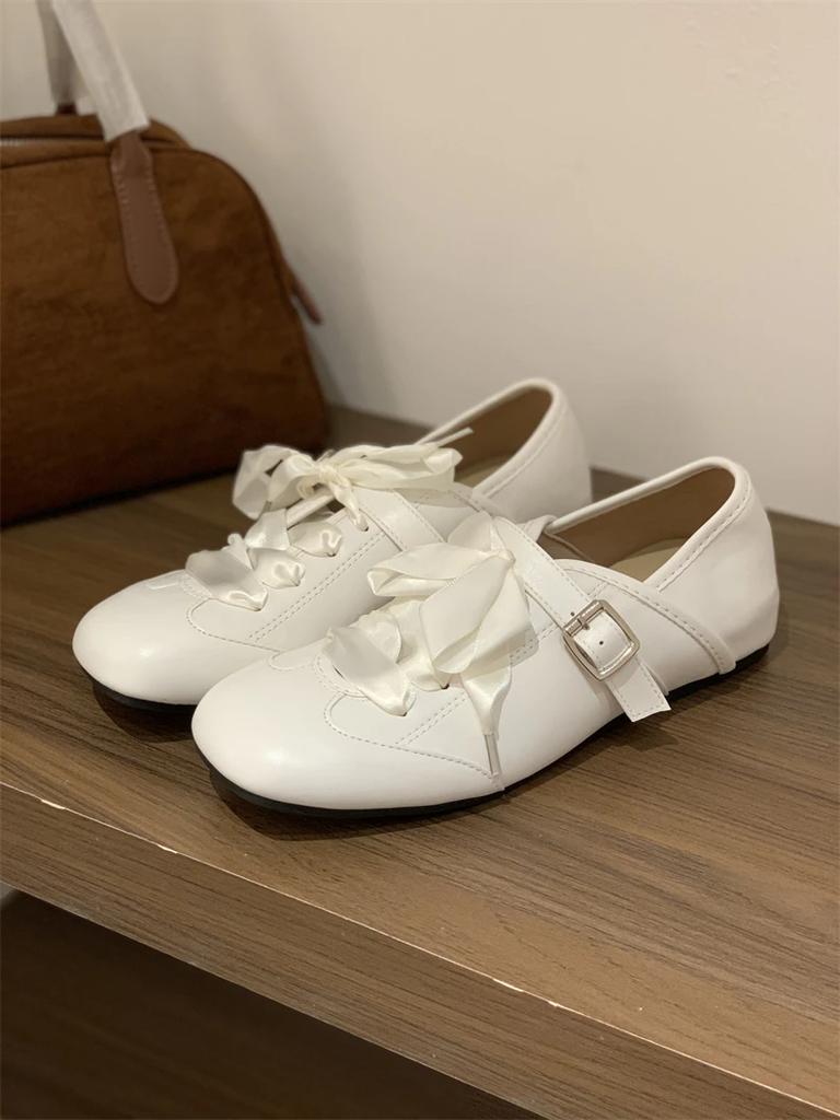 Moda 2025 Nowe Słodkie Damskie Baleriny Sznurowane Kwadratowy Nosek Pasek z Klamrą Wygodne Lekkie Niski Obcas Buty Codzienne Damskie