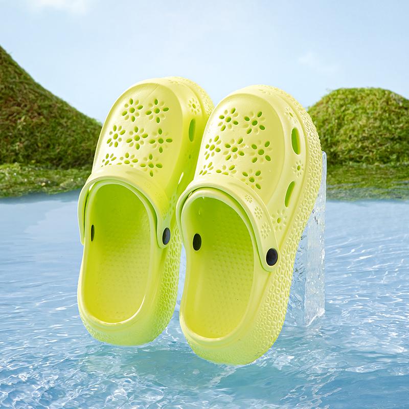 Fashion Womens Fashion Chunky Platform Sandals 2025 Summer Thick Sole eva Clogs Garden Shoes for Women Outdoor Non Slip Beach Slippers