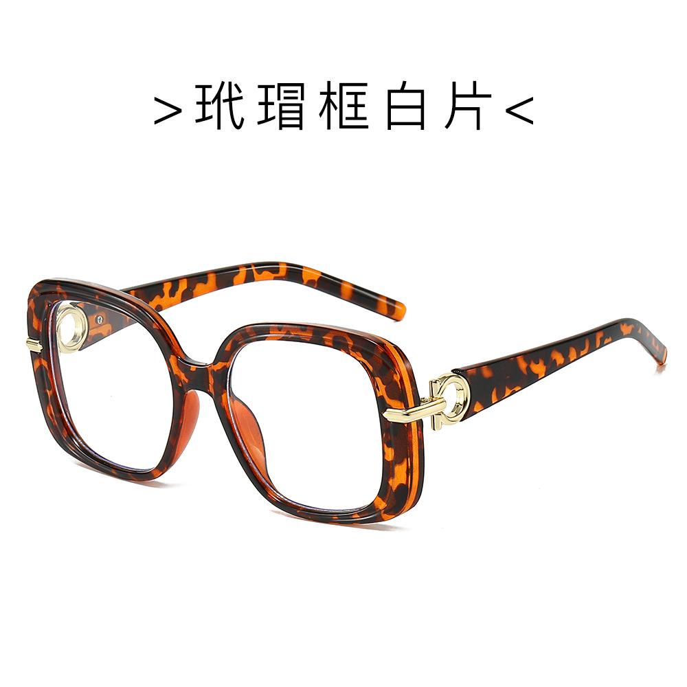 Elegant Green Square Reading Glasses Women Large Frame Presbyopia Eyeglasses Anti Blue Light High-Definition Eyewear