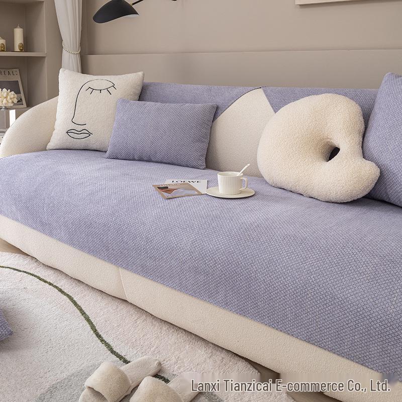 Light Luxury Non-Slip Chenille Sofa Cushion Cover for All Seasons 70x70 cm