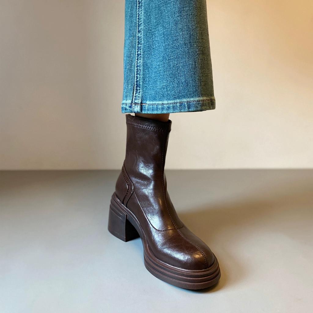 Small Height-increasing Short Boots Women's Thick-soled Waterproof Table Martin Boots Rear Zipper High-heeled Boots