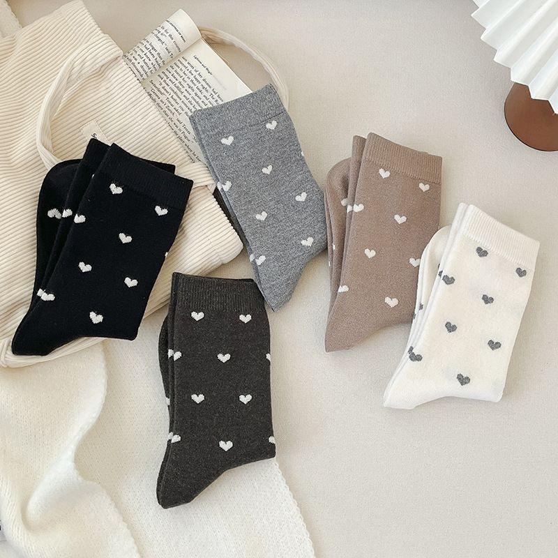 Spring and Autumn Trendy Mid-calf Socks for Girls, Pile Socks, Casual and Versatile Long Socks for Girls
