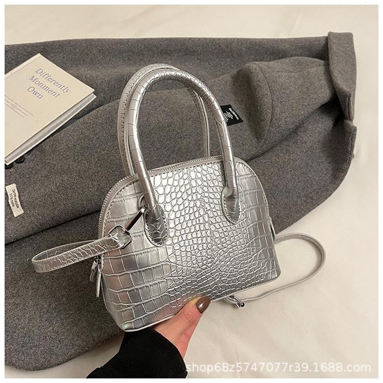 2025 Spring New Women's Bag Fashion Shoulder Bag Simple Versatile Shell Bag New Crossbody Bag Portable Women's Bag