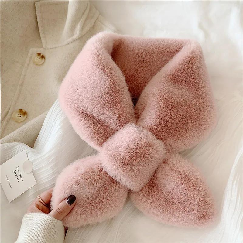 Winter Solid Color Furry Bib Warmth Faux Rabbit Fur Cross Scarf Womens Faux Fur Scarf Leaves Fakes Fur Collar Winter Accessories