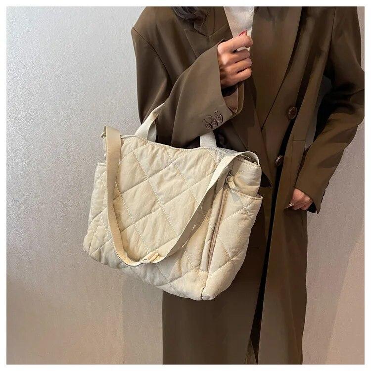 Freizeit Nylon Umhängetasche Neue Minimalistische und Vielseitige Damen Handtasche Große Kapazität Einkaufstasche Premium Langlebig