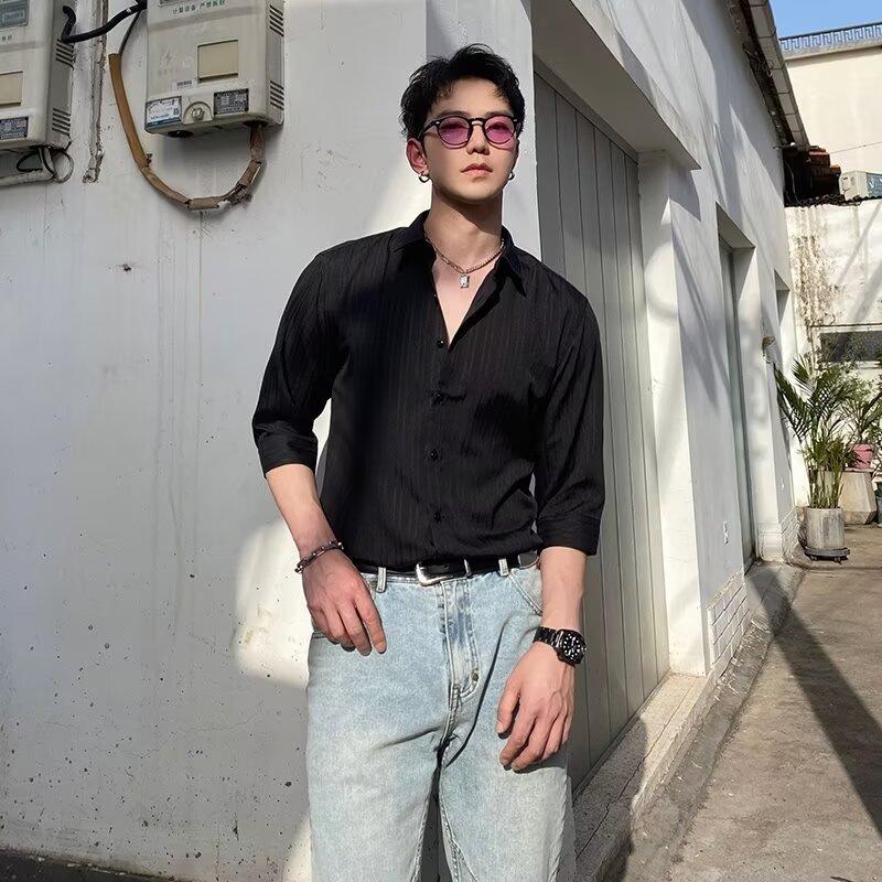 Yapi Youth Personality Internet Celebrity V-Ausschnitt-Shirt mit mittellangen Ärmeln für gutaussehende Männer, Slim Fit Casual Stehkragen Hooligan Handsome Shirt