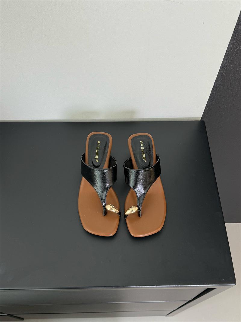 Temperament Versatile Set Toe Cool Slippers Women S Summer Wear Thin Square Head Soft Leather Thin Heel Slippers 35 5550₽