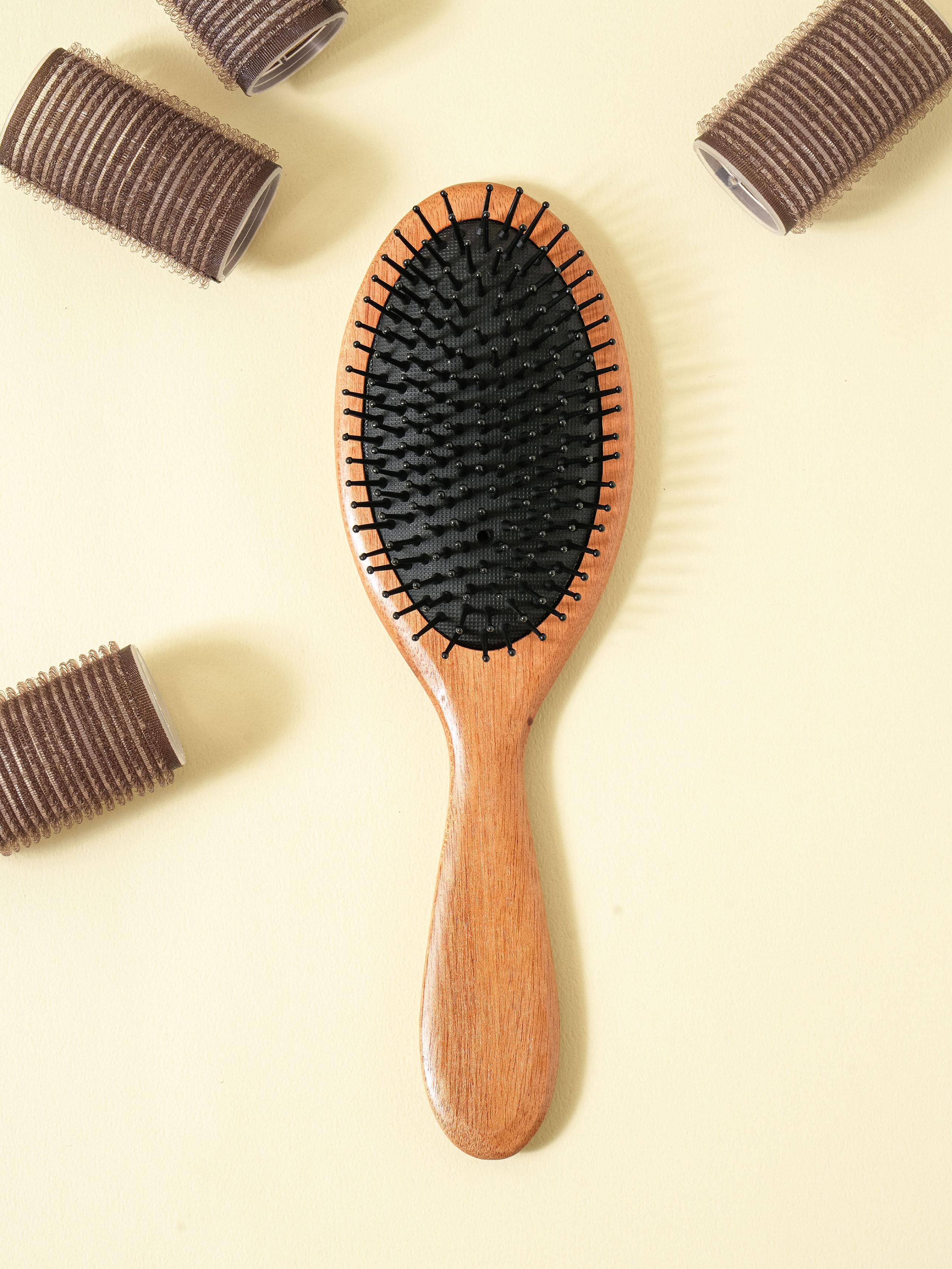 Large Round Plastic Tip Hair Brush 1ea