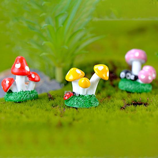 Delicate Mushroom Statue Cartoon Resin Ornamental ARI