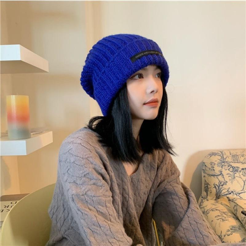 A autumn and winter hat women's big head circumference shows a small face versatile fashion wool hat loose warm knitted hat