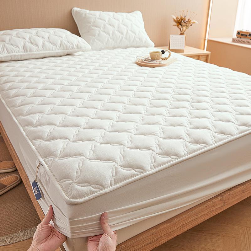 Pure Color Quilted Cotton Yarn-Dyed Bed Sheet & Bedspread Set