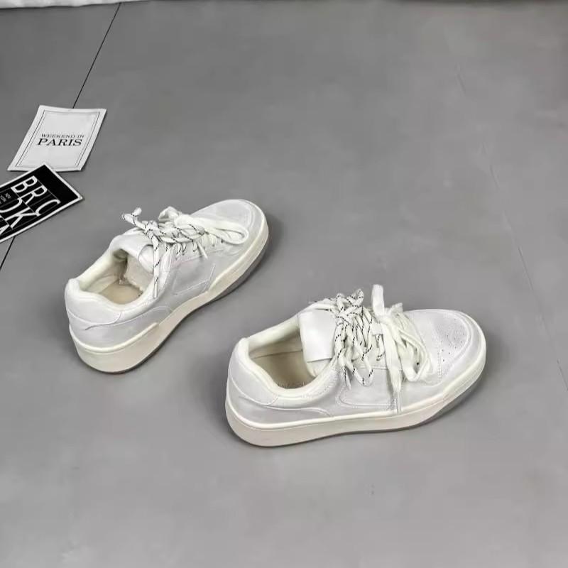 Leather wheat cake house little white shoes women's spring 2025 new round head lace-up thick-soled versatile sports and leisure board shoes