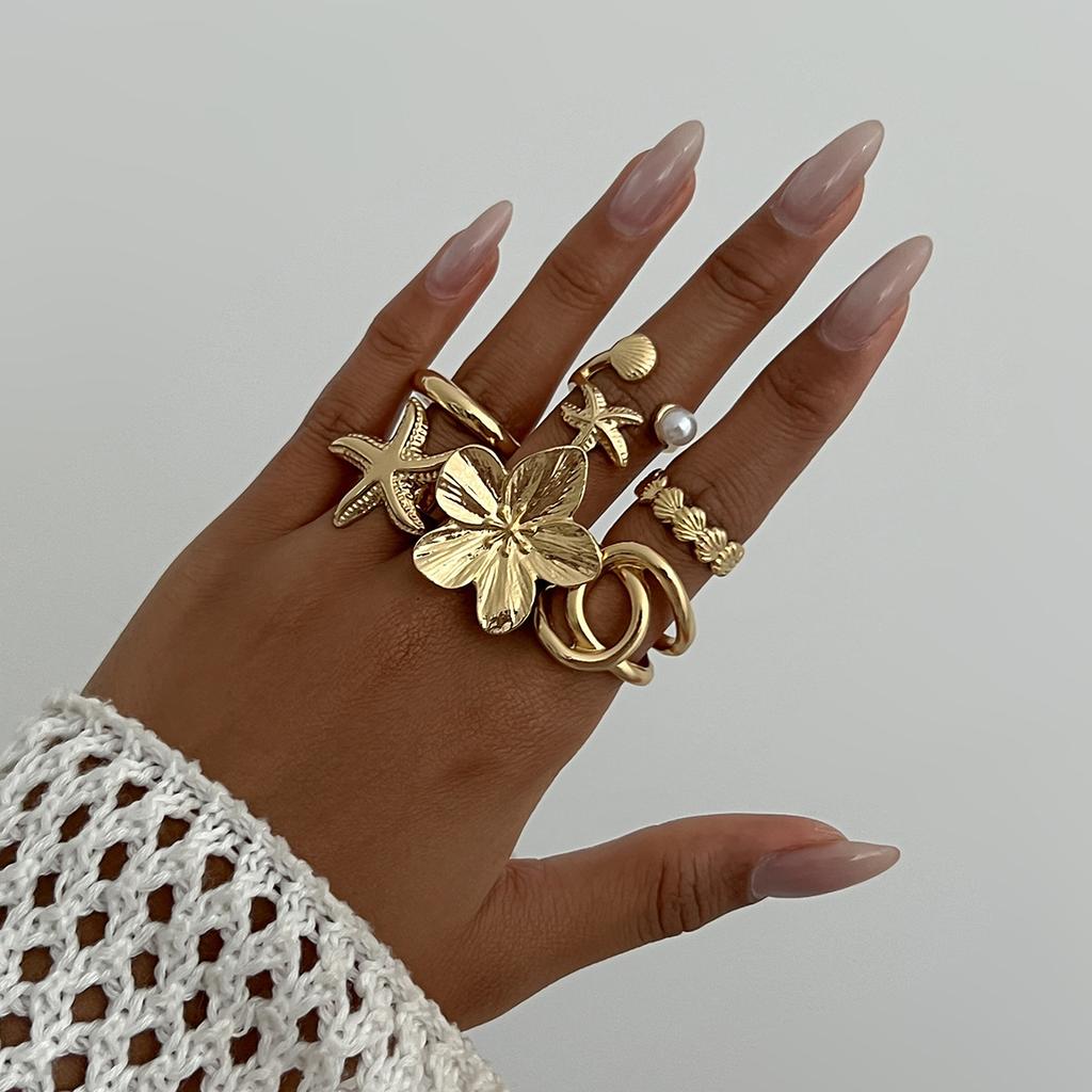 6Pcs Vintage Punk Flower Starfish Rings Set for Women Men Metal Multilayer Pearl Knuckle Ring Jewelry Daily Wear