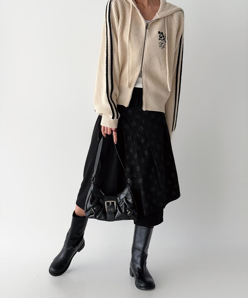 The Green Lab Dot Wrap Skirt [Black]