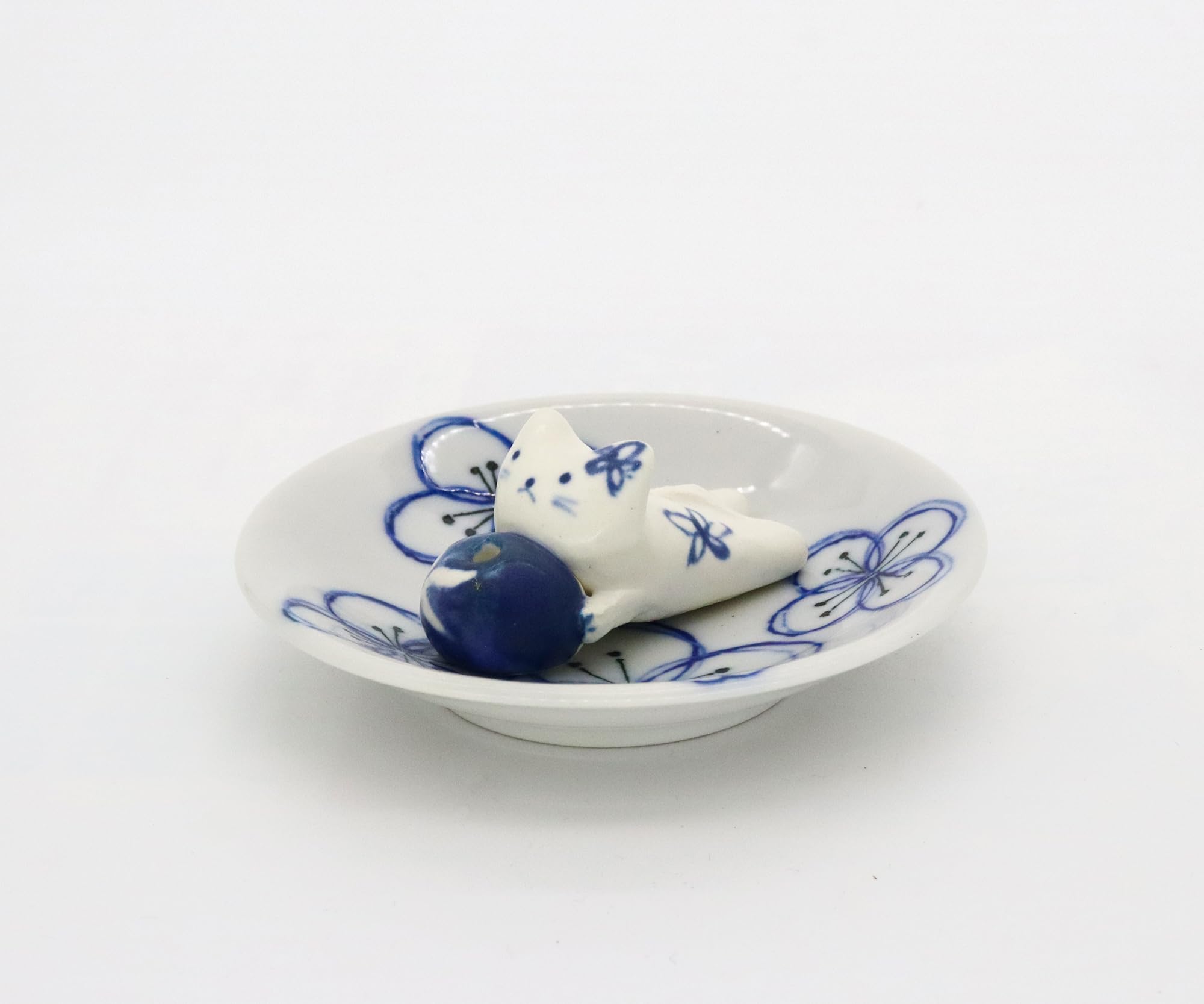 

Craftsman House Incense Dyed Cat Made in Japan Holder, (Flower),