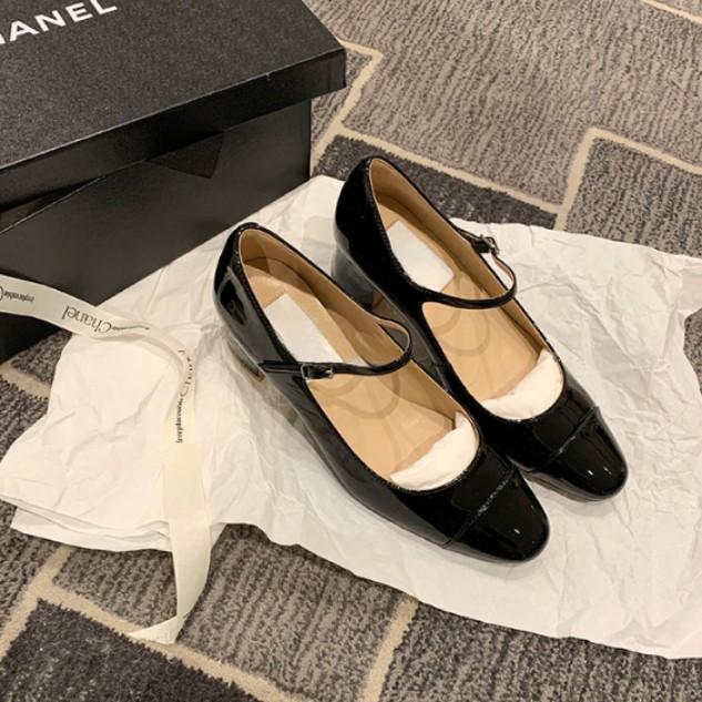 Grape mother Xiaoxiangfeng French high heels color matching patent leather soft sole medium heel thick heel shoes Mary Jane shoes women